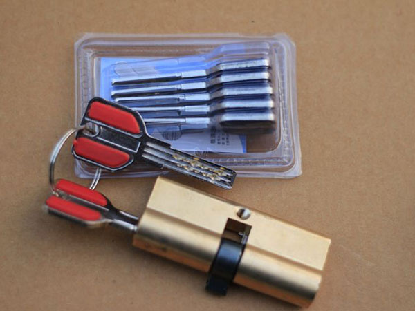 绥江24小时上门开锁公司